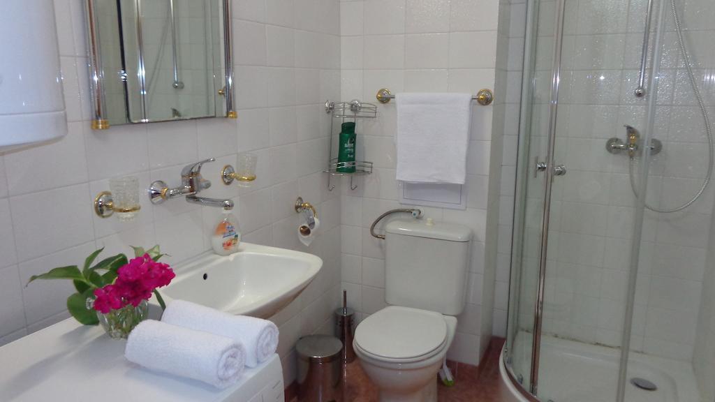 Zoya Apartment Burgas Room photo